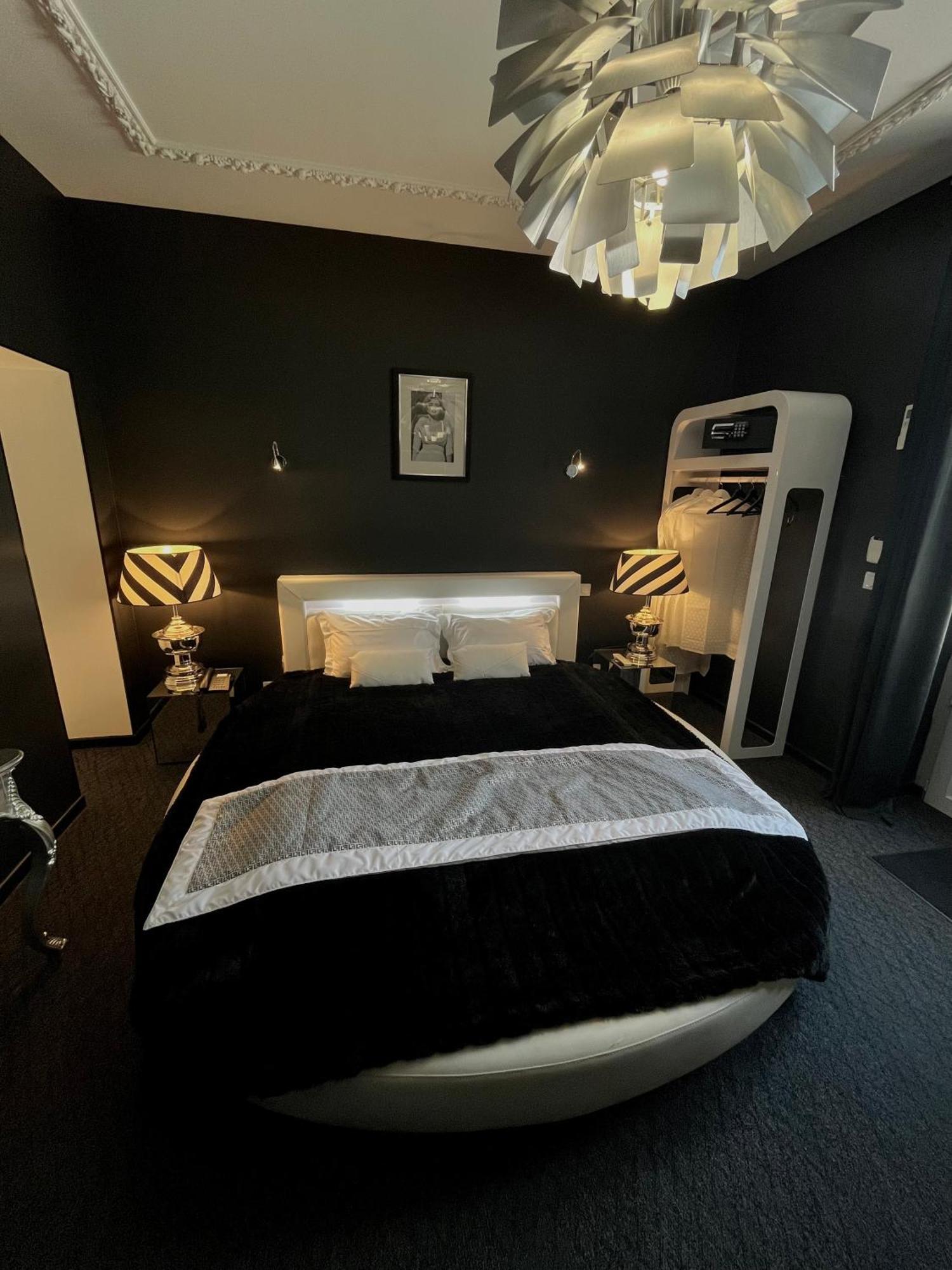 Art Hotel Rochecorbon Luaran gambar
